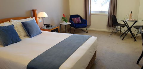The Grand Motel - Accommodation Rockhampton 2