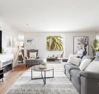 The Jetty Apartment by Ready Set Host - Accommodation Rockhampton