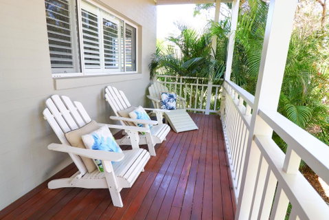 The Lakehouse In Raffetys Resort - Accommodation Rockhampton 2