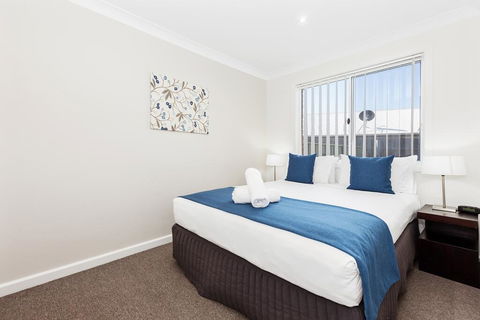 The Laneway - Accommodation Rockhampton 1