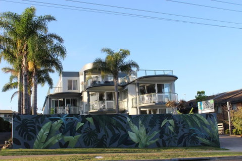 The Palms Apartments - Accommodation Rockhampton 0