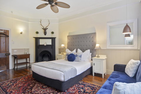 The Pines Bed And Breakfast - Accommodation Rockhampton 2