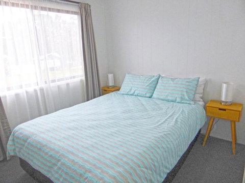 The Relax Shack @ Culburra Beach Sleeps 7 - Accommodation Rockhampton 3