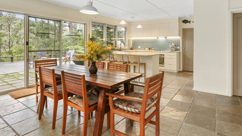 The River House - Accommodation Rockhampton 1