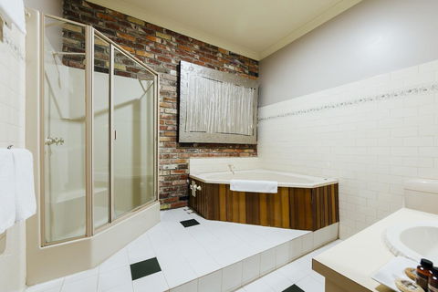 The Royal Daylesford Hotel - Accommodation Rockhampton 1