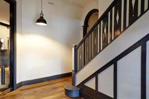 The Royal Hotel, Drouin - Accommodation Rockhampton 2