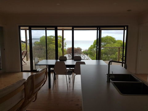 The Sand Bank - Accommodation Rockhampton 0