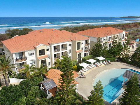 The Sands 2/20 Pacific Parade Opposite Beach Plus Air - Accommodation Rockhampton 1