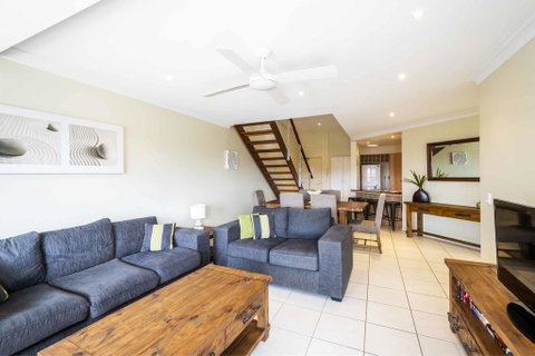 The Sands Unit 10 - Penthouse - Accommodation Rockhampton 3