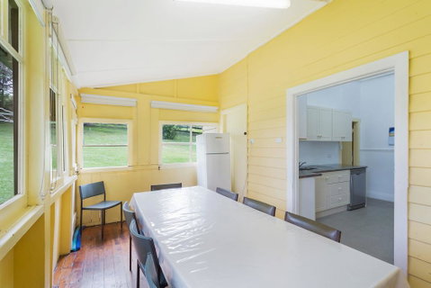 The Seamist Cottage - Accommodation Rockhampton 0