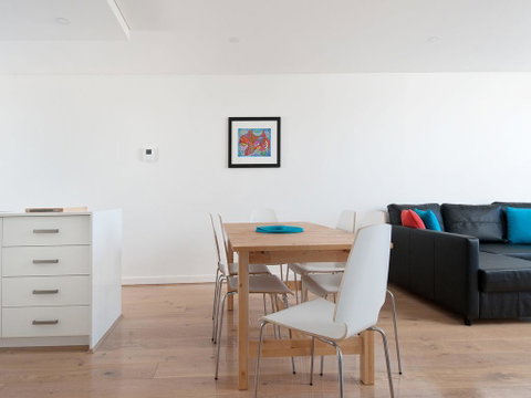 The Shoal, Unit 309/4-8 Bullecourt Street - Accommodation Rockhampton 0