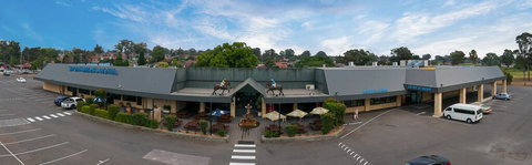 The Sportsman's Hotel - Accommodation Rockhampton 2