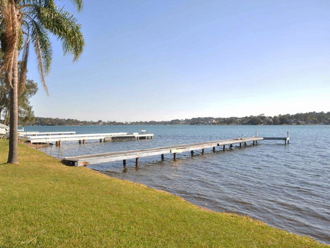 The Studio On The Lake @ Fishing Point, Lake Macquarie - Honestly Put The Line In And Catch Fish - Accommodation Rockhampton 0