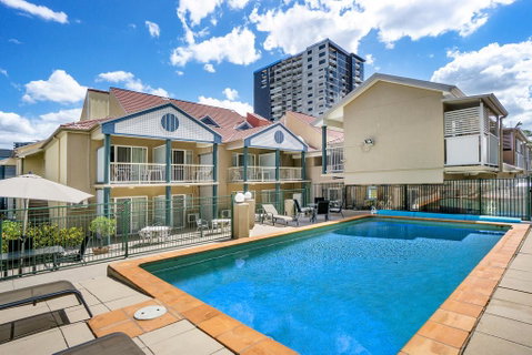 Toowong Inn & Suites - Accommodation Rockhampton 0
