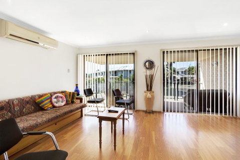 Townhouse In The Heart Of Port Stephens - Accommodation Rockhampton 0