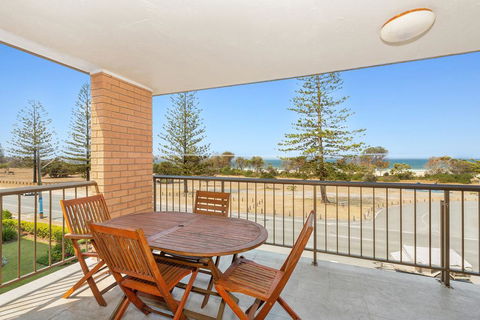 TRADEWINDS 3 - Accommodation Rockhampton 0