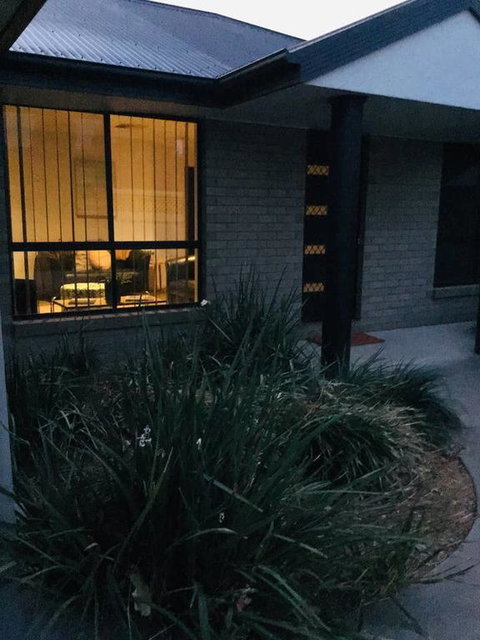 Tranquil,Family,Pet Friendly,Free WiFi&Breakfast! - Accommodation Rockhampton 3