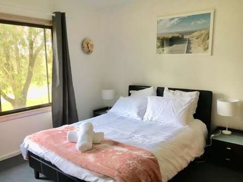 Tree Of Love Farm Stay - Accommodation Rockhampton 0