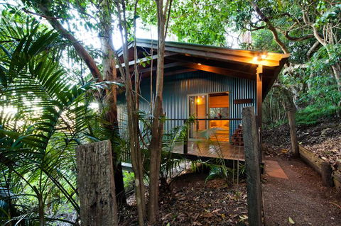 Treetops Seaview Montville - Accommodation Rockhampton 0