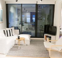 Trendy 1 Bedroom Apartment In The Heart Of Collingwood - Accommodation Rockhampton