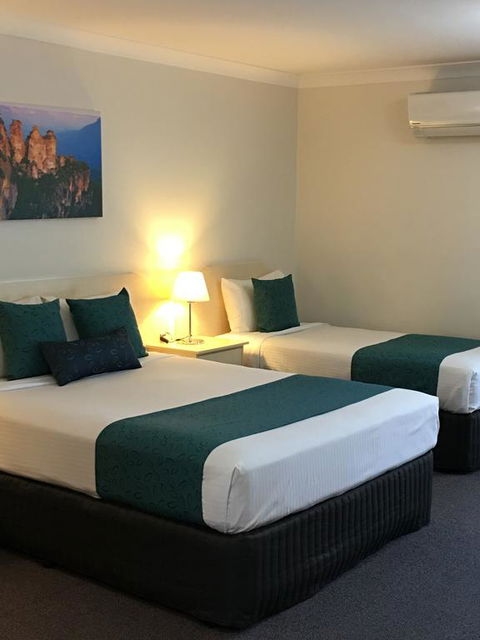 Tuckerbox Motor Inn - Accommodation Rockhampton 1