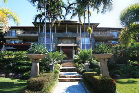 U 12 Santai - Accommodation Rockhampton 1