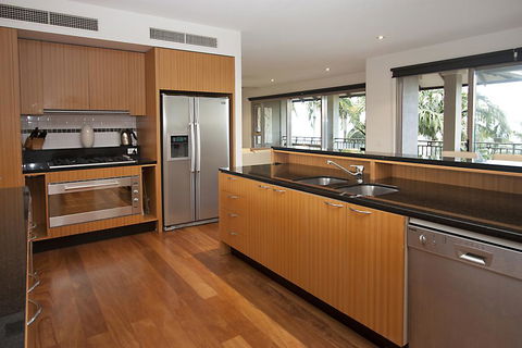 U 12 Santai - Accommodation Rockhampton 2