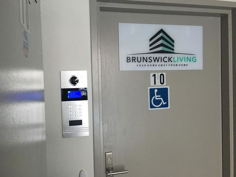 U1 Brunswick Living Brand New Apartment Close To Airport And CBD - Accommodation Rockhampton 3