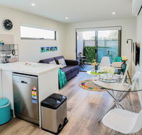 U101 Brunswick Living Brand New Deluxe Balcony Apartment close to Airport and CBD - Accommodation Rockhampton