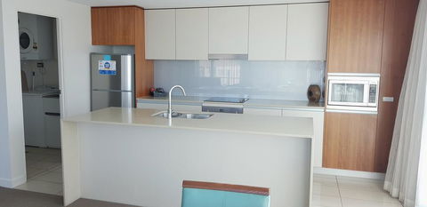 U212 Elston Grandsurf Resort - Accommodation Rockhampton 3