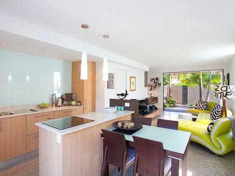 U3/27 Noosa Parade, Noosa Sound - Accommodation Rockhampton 3