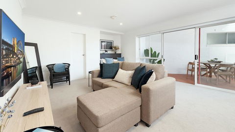 ULTIMATE BONDI LIVING - Accommodation Rockhampton 0