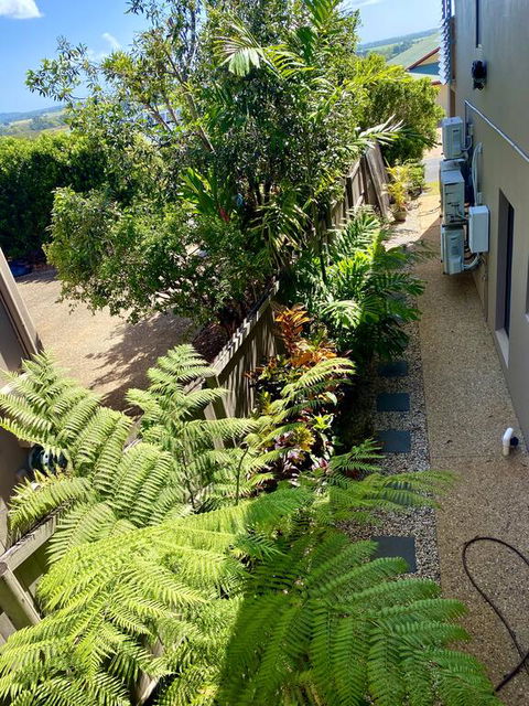 Ultra Modern Private Studio Room - Accommodation Rockhampton 3