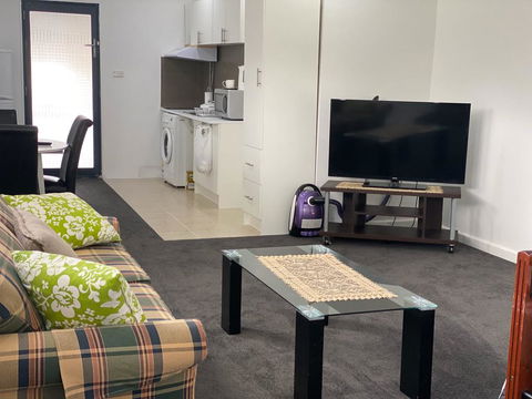 Unforgettable Studio For Family - Accommodation Rockhampton 1