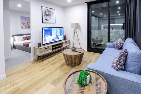 Unil Apartments - Accommodation Rockhampton 0