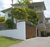 Unit 2 Sea Breeze Villas- 39 First Avenue Coolum - WIFI 400 Bond - Accommodation Rockhampton