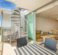 Unit 203 Plantation - Rainbow Beach Plantation Resort Top Floor Aircon Free Wi-Fi - Accommodation Rockhampton
