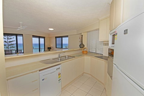 Unit 3, The Rocks, 1746 David Low Way Coolum Beach - 500 BOND - Accommodation Rockhampton 2