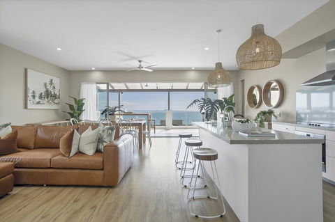 UNIT 35 Whitsundays - Accommodation Rockhampton 0