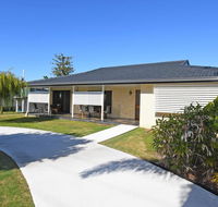 Urangan Harbour Bungalow - Accommodation Rockhampton