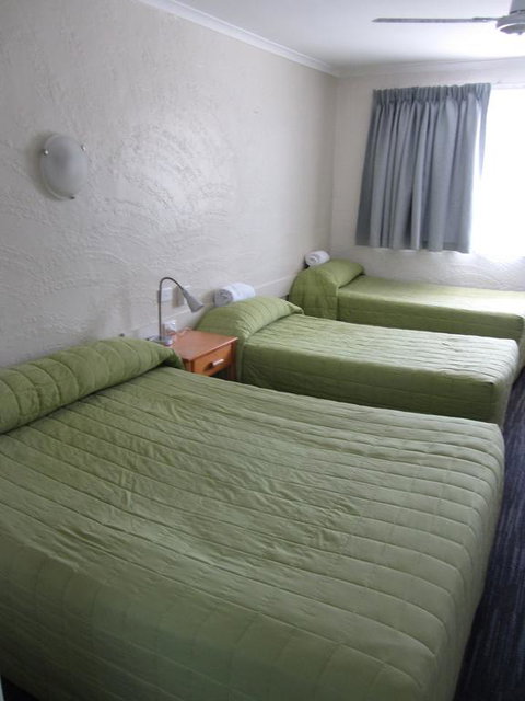 Urangan Motor Inn - Accommodation Rockhampton 3