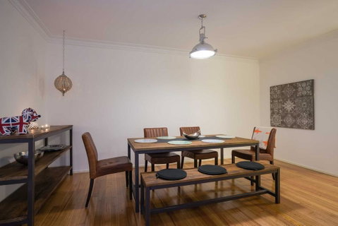 Urban Escape - Strathfield - Accommodation Rockhampton 2