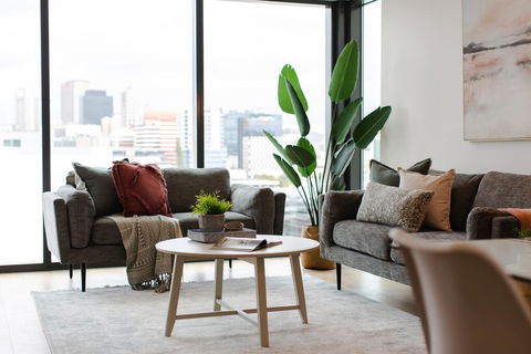Urban Rest - Eastend - Accommodation Rockhampton 0