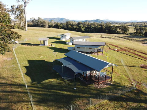 Valley Cabins By The Creek - Accommodation Rockhampton 0