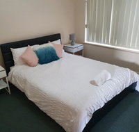 Value 2 Bed Villa Close to QEH  Airport  City  Beach - Accommodation Rockhampton