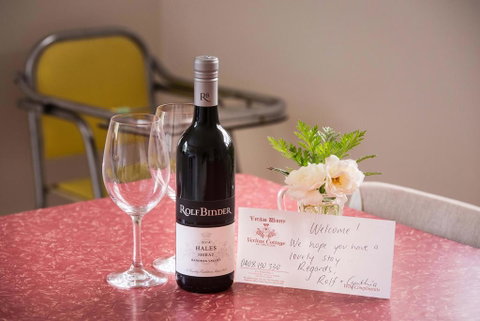 Veritas Cottage - Accommodation Rockhampton 1