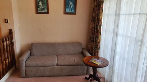 Victoria House Motor Inn - Accommodation Rockhampton 2