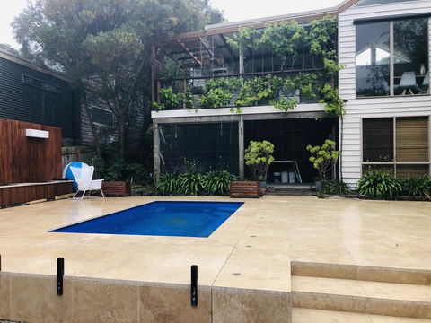 Victorian Beach House - Accommodation Rockhampton 3