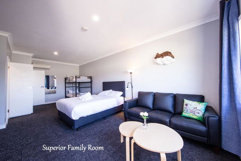 Vikas - Accommodation Rockhampton 0