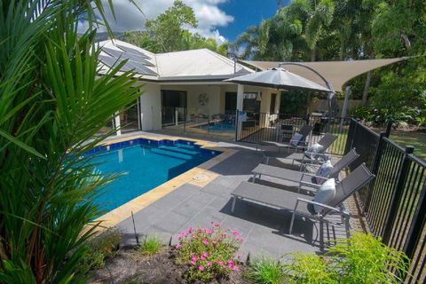 Villa Blue - Accommodation Rockhampton 0